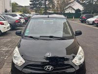 Gebraucht Hyundai i10 Edition 69 PS (50 kW) 2013 Schwarz Kleinwagen