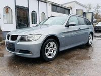 Gebraucht BMW 320 150 PS (110 kW) 2006 Blau Kombi