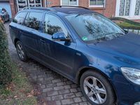 Gebraucht Skoda Octavia Family 105 PS (77 kW) 2011 Blau Kombi