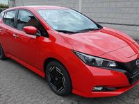 Gebraucht Nissan Leaf Acenta 110 kW (150 PS) 2023 Rot Kleinwagen