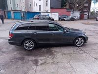 Gebraucht Mercedes C200 Avantgarde 136 PS (100 kW) 2012 Grau Kombi
