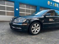 Second-hand VW Phaeton 239 CP (175 kW) 2013 Albastru Berlinǎ