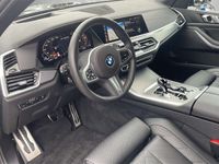 gebraucht BMW X5 M 50i (2017 - Head-Up HiFi DAB WLAN Standhzg.