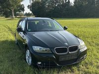 Gebraucht BMW 318 143 PS (105 kW) 2010 Schwarz Kombi