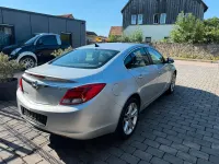 Gebraucht Opel Insignia 140 PS (102 kW) 2009 Silber Limousine