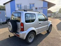 Używany Suzuki Jimny 86 KM (63 kW) 2011 Srebrny SUV