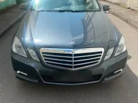 Gebraucht Mercedes E250 204 PS (150 kW) 2010 Blau Limousine