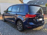 gebraucht VW Touran Active Navi Standhzg Anschlussgarantie Assists