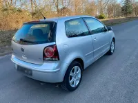 Gebraucht VW Polo 70 PS (51 kW) 2006 Silber Kleinwagen