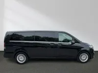 Gebraucht Mercedes V300 Avantgarde 237 PS (174 kW) 2024 Schwarz Van / Kleinbus