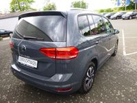 Gebraucht VW Touran Active 150 PS (110 kW) 2022 Grau Van / Kleinbus