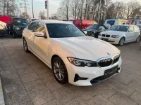 Gebraucht BMW 330 Sport Line 258 PS (189 kW) 2019 Weiß Limousine