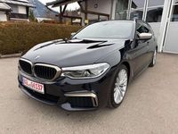 Gebraucht BMW 550 400 PS (294 kW) 2018 Carbonschwarz metallic Kombi