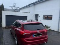 Gebraucht Ford Focus Vignale 182 PS (133 kW) 2019 Rot Kombi