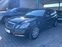 Gebraucht Mercedes E220 170 PS (125 kW) 2012 Schwarz Kombi