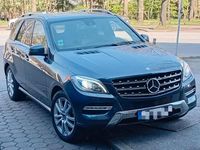 Gebraucht Mercedes ML350 258 PS (189 kW) 2013 Schwarz SUV