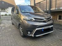 Gebraucht Toyota Proace Verso Team 150 PS (110 kW) 2020 Grau Kombi
