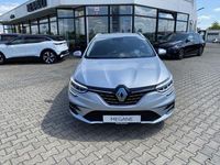 Gebraucht Renault Mégane IV Intens 140 PS (102 kW) 2022 Silber Limousine