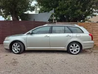 Gebraucht Toyota Avensis 147 PS (108 kW) 2005 Grau Kombi
