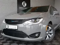 Gebraucht Chrysler Pacifica 264 PS (194 kW) 2020 Grau Van / Kleinbus