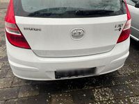 Gebraucht Hyundai i30 Comfort 109 PS (80 kW) 2009 Weiß Kleinwagen