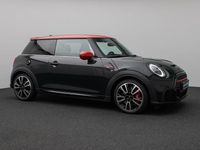 Gebraucht Mini John Cooper Works 231 PS (169 kW) 2022 Rebel grün unic19schwarz Kleinwagen
