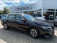 Second-hand VW Passat Business 150 CP (110 kW) 2024 Verde Berlinǎ
