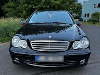 Gebraucht Mercedes C200 Avantgarde 163 PS (119 kW) 2007 Schwarz Limousine