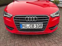 Gebraucht Audi A3 Attraction 110 PS (80 kW) 2015 Rot Limousine