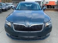 Gebraucht Skoda Superb 140 PS (102 kW) 2015 Grau Kombi