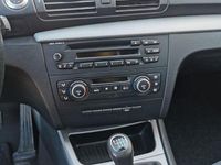 Second-hand BMW 116 Efficient Dynamics 122 CP (89 kW) 2009 Negru Hatchback