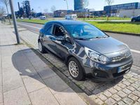 Gebraucht Kia Rio 109 PS (80 kW) 2013 Grau Kleinwagen