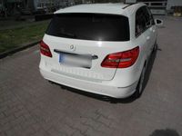 gebraucht Mercedes B250 7G-DCT autom. + Sportpaket + Panorama + Na