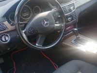 Gebraucht Mercedes E220 170 PS (125 kW) 2011 Schwarz Kombi