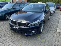 Gebraucht Peugeot 308 Active 110 PS (80 kW) 2019 Encreblau oder dark blu Limousine