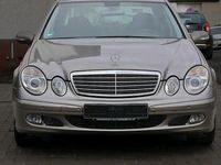 Gebraucht Mercedes E220 150 PS (110 kW) 2005 Grau Limousine