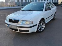 Gebraucht Skoda Octavia 75 PS (55 kW) 2005 Weiß Limousine