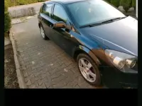 Gebraucht Opel Astra 90 PS (66 kW) 2004 Schwarz Limousine