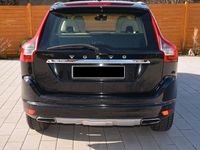 Gebraucht Volvo XC60 Momentum 190 PS (139 kW) 2017 Schwarz SUV