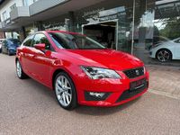 Używany Seat Leon SC FR 150 KM (110 kW) 2015 Czerwony Hatchback