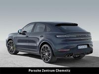 Gebraucht Porsche Cayenne 470 PS (345 kW) 2024 Schwarz SUV
