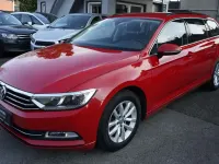 Gebraucht VW Passat Comfortline 120 PS (88 kW) 2019 Rot Kombi