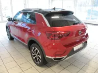 Nowe VW T-Roc 150 KM (110 kW) 2026 Czerwony SUV