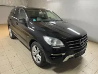 Gebraucht Mercedes ML250 204 PS (150 kW) 2011 Schwarz SUV