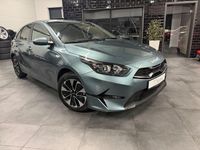 Gebraucht Kia Ceed 140 PS (102 kW) 2024 Grau Kleinwagen