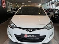 Gebraucht Hyundai i20 Edition 86 PS (63 kW) 2015 Weiß Limousine