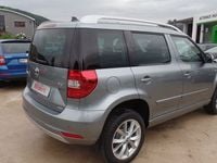 Gebraucht Skoda Yeti Joy 150 PS (110 kW) 2016 Grau metallic SUV