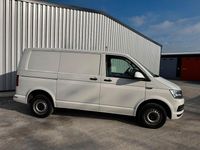 Gebraucht VW Transporter 150 PS (110 kW) 2019 Weiß Van