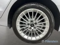 Używany Audi A3 Advanced 150 KM (110 kW) 2022 Srebrny Sedan/Limuzyna