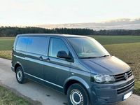 Gebraucht VW Transporter 140 PS (102 kW) 2013 Grau Van